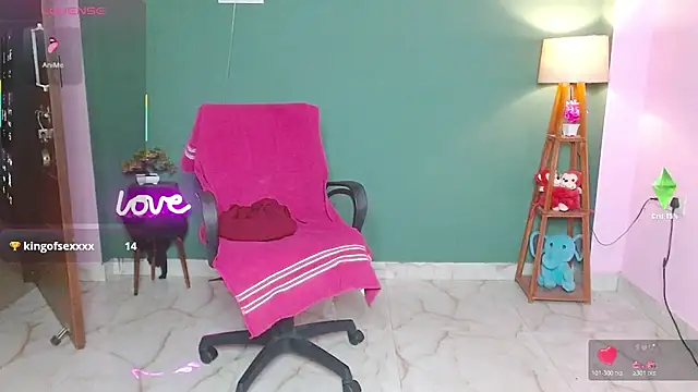 Naughty Ayesha1 online show from 19, 11, 2025