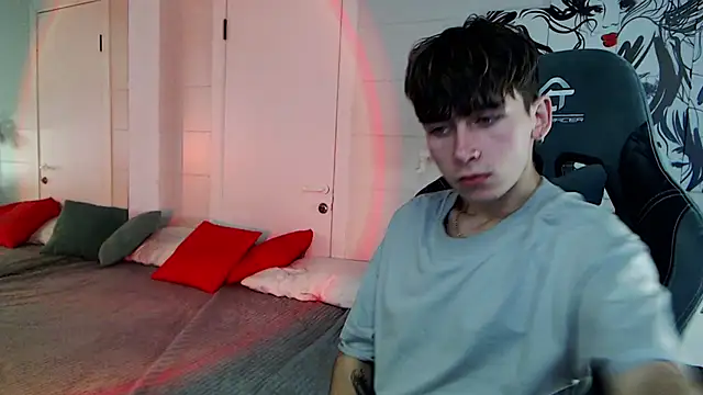 Snapshot of Bad_Boy9996 chatting on 13, 12, 2024 Bad Boy9996 online show from 13, 12, 2024