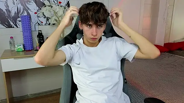 Snapshot of Bad_Boy9996 chatting on 24, 12, 2024 Bad Boy9996 online show from 24, 12, 2024