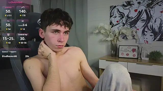 Snapshot of Bad_Boy9996 chatting on 8, 3, 2025 Bad Boy9996 online show from 8, 3, 2025