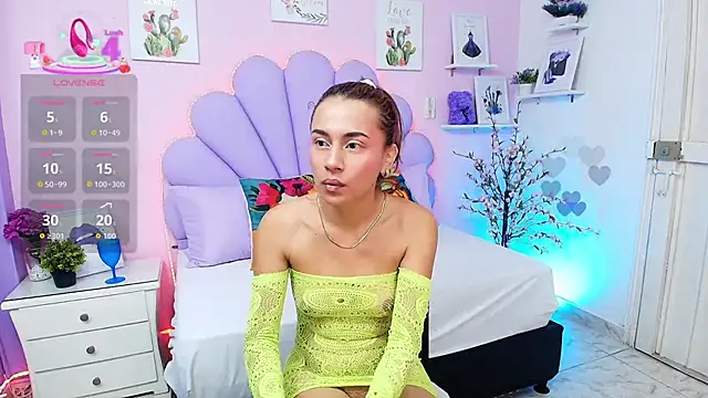 HannaPretthy online show from 19, 9, 2025