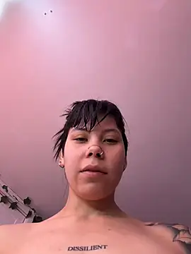 Snapshot of EemaHaruki chatting on 3, 3, 2026 EemaHaruki online show from 3, 3, 2026