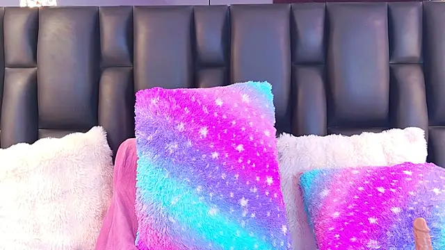 AlliciaKim online show from 3, 2, 2025