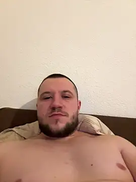 Snapshot of klydick chatting on 24, 12, 2024 klydick online show from 24, 12, 2024