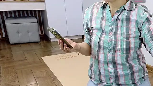 Ava Gardner  online show from 5, 2, 2026