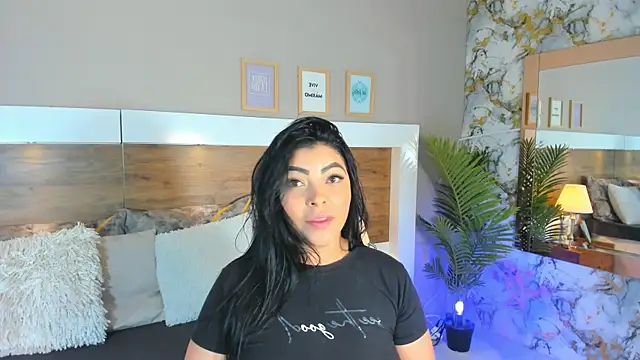 EmaBakker online show from 12, 2, 2025