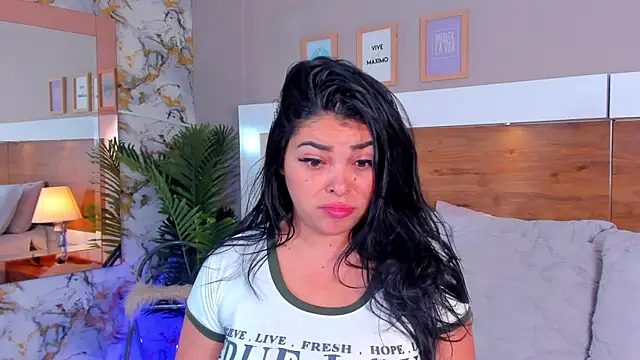 EmaBakker online show from 28, 10, 2025