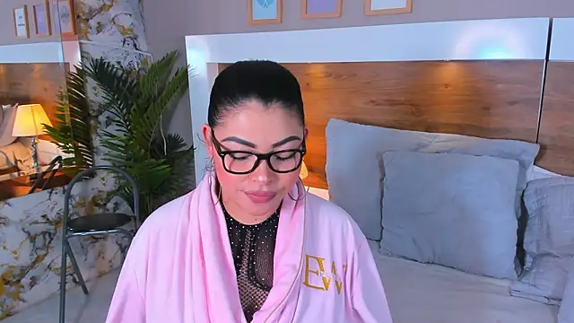 Snapshot of EmaBakker chatting on 27, 2, 2026 EmaBakker online show from 27, 2, 2026