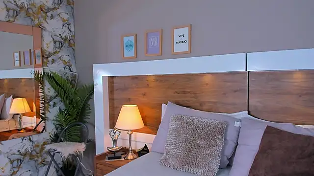 Snapshot of EmaBakker chatting on 14, 3, 2026 EmaBakker online show from 14, 3, 2026