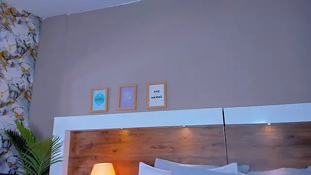 Snapshot of EmaBakker chatting on 18, 3, 2026 EmaBakker online show from 18, 3, 2026