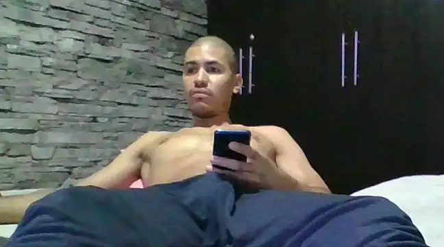 Sexylatin64 online show from 23, 2, 2025