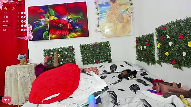 Venus R0se online show from 4, 2, 2025