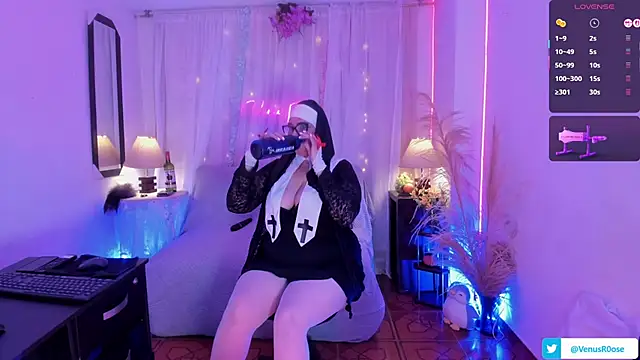 Snapshot of Venus_R0se chatting on 22, 3, 2026 Venus R0se online show from 22, 3, 2026