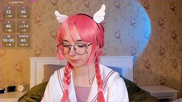 Nora Failure online show from 9, 12, 2024