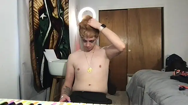 Snapshot of twentywithafelonyy chatting on 12, 12, 2024 twentywithafelonyy online show from 12, 12, 2024