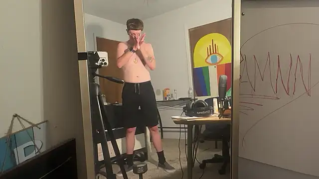 Snapshot of twentywithafelonyy chatting on 14, 9, 2025 twentywithafelonyy online show from 14, 9, 2025