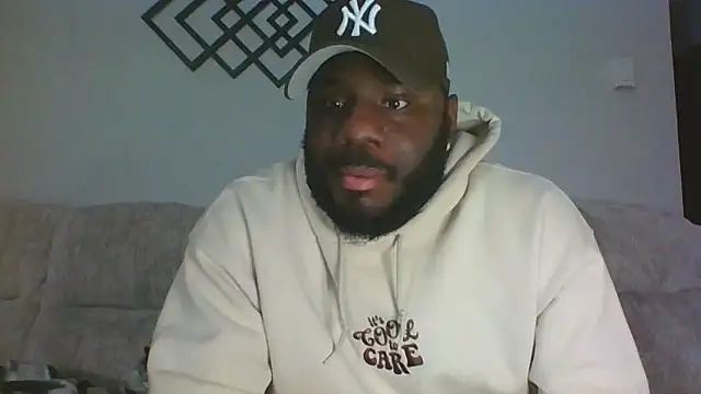 Snapshot of Stayinalive1992 chatting on 9, 1, 2026 Stayinalive1992 online show from 9, 1, 2026