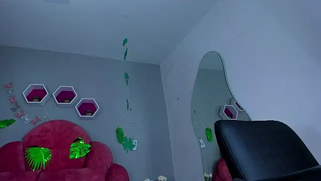 ParisFox  online show from 15, 3, 2025