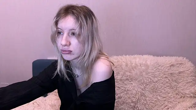 moundliicht1 online show from 7, 11, 2025