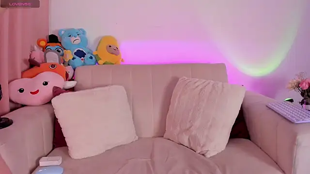 Snapshot of DAKOTA_LOVEE chatting on 22, 2, 2025 DAKOTA LOVEE online show from 22, 2, 2025