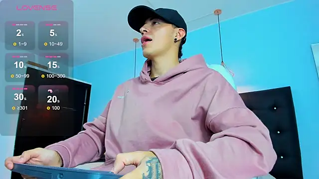 Lobo 17  online show from 2, 11, 2025