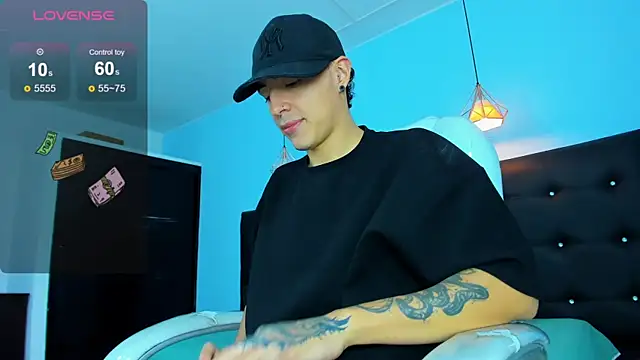 Snapshot of Lobo_17_ chatting on 10, 1, 2026 Lobo 17 online show from 10, 1, 2026