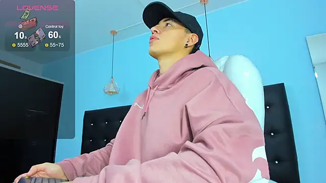 Snapshot of Lobo_17_ chatting on 14, 1, 2026 Lobo 17 online show from 14, 1, 2026