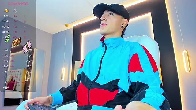 Snapshot of Lobo_17_ chatting on 4, 2, 2026 Lobo 17 online show from 4, 2, 2026