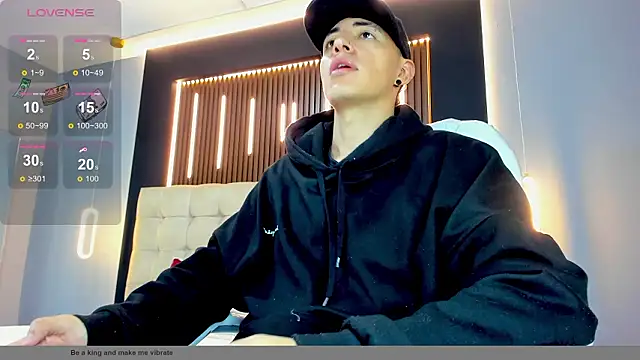 Snapshot of Lobo_17_ chatting on 4, 3, 2026 Lobo 17 online show from 4, 3, 2026