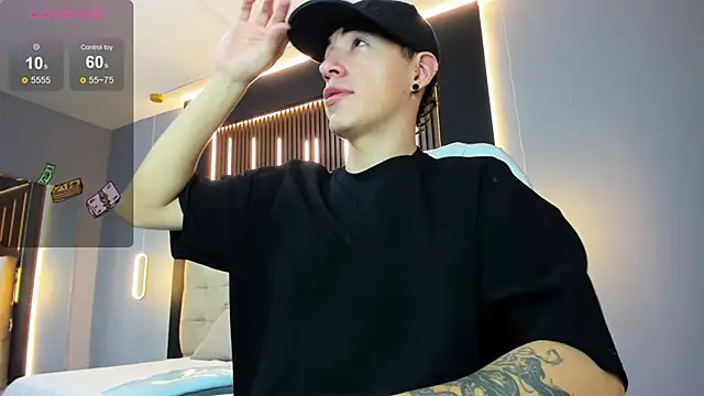 Snapshot of Lobo_17_ chatting on 12, 4, 2026 Lobo 17 online show from 12, 4, 2026