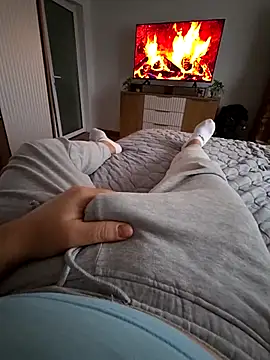 Snapshot of KarlosCarutox chatting on 1, 12, 2025 KarlosCarutox online show from 1, 12, 2025