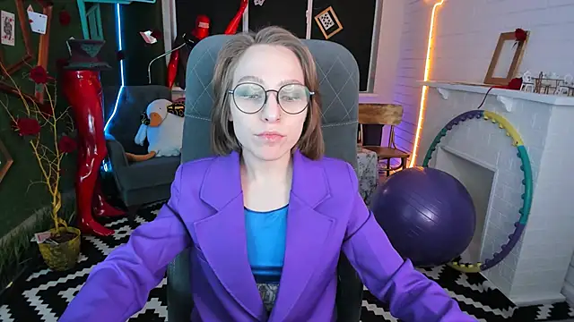 Snapshot of AphexQueen chatting on 28, 12, 2024 AphexQueen online show from 28, 12, 2024