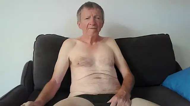 naturiste974 online show from 18, 12, 2025