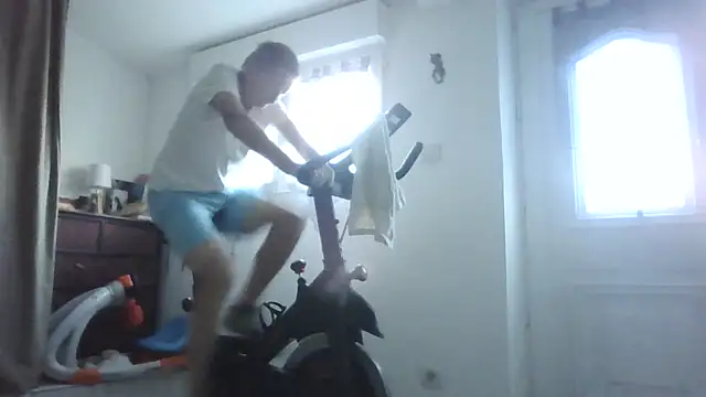 naturiste974 online show from 14, 4, 2026