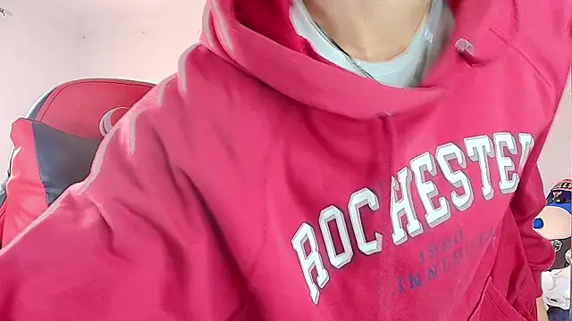 twink sebas  online show from 17, 12, 2025