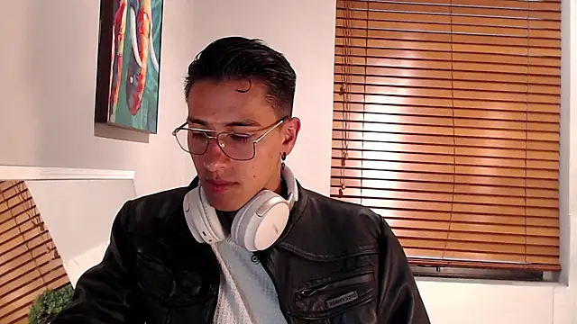 Snapshot of Andy_Joy_ chatting on 23, 9, 2025 Andy Joy online show from 23, 9, 2025