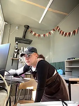 cinnabon  online show from 16, 7, 2026