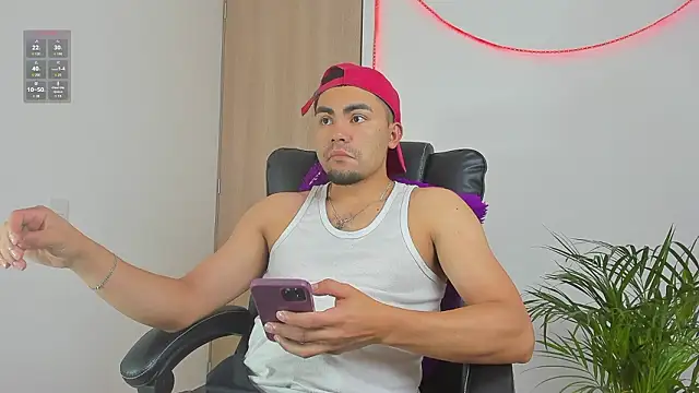 Snapshot of kalivan_voinesscu chatting on 4, 2, 2026 kalivan voinesscu online show from 4, 2, 2026