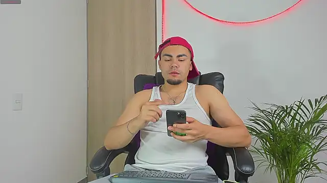 Snapshot of kalivan_voinesscu chatting on 23, 2, 2026 kalivan voinesscu online show from 23, 2, 2026