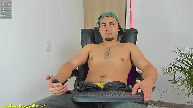 Snapshot of kalivan_voinesscu chatting on 19, 3, 2026 kalivan voinesscu online show from 19, 3, 2026