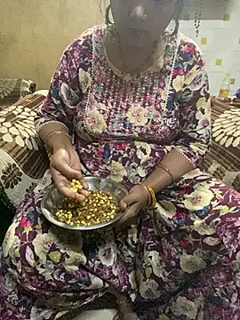 Tameesh sexy mistress online show from 14, 5, 2026