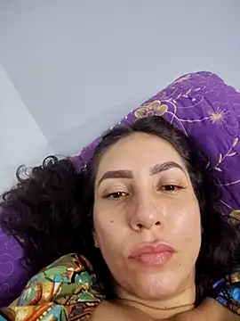 Snapshot of naihroby chatting on 6, 4, 2026 naihroby online show from 6, 4, 2026