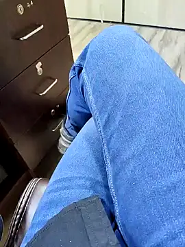 Ishan003 online show from 19, 2, 2025