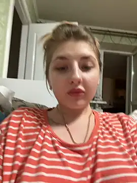 Snapshot of sexyy_girl_ chatting on 6, 1, 2025 sexyy girl online show from 6, 1, 2025