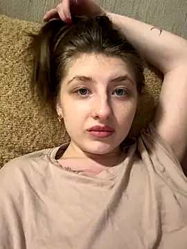 Snapshot of sexyy_girl_ chatting on 19, 11, 2025 sexyy girl online show from 19, 11, 2025