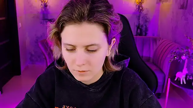 LolaAsmus online show from 3, 1, 2025