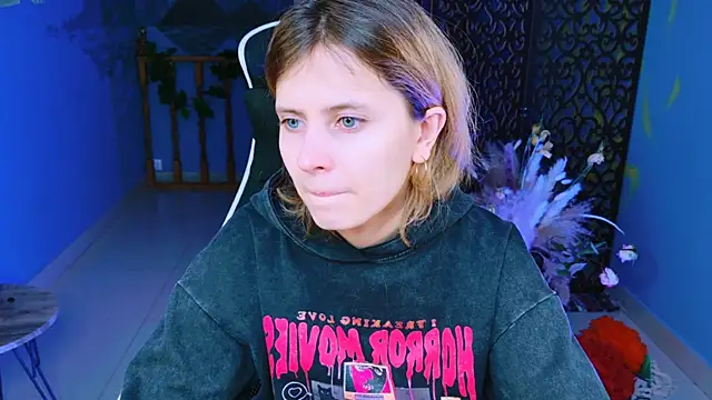 LolaAsmus online show from 18, 2, 2025