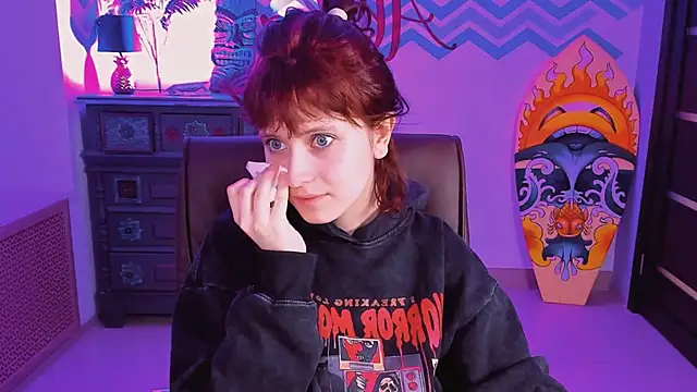 LolaAsmus online show from 5, 3, 2025