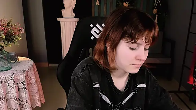 LolaAsmus online show from 18, 3, 2025