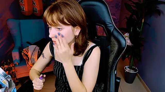 LolaAsmus online show from 11, 10, 2025